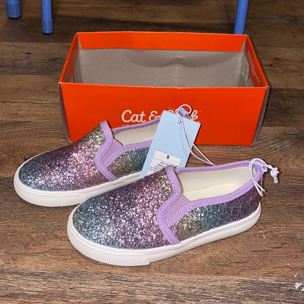 ⚡️5/$25⚡️ Cat and Jack slip on shoes